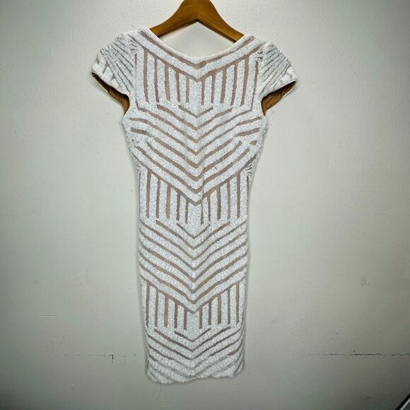 NWT Dress The Population White & Nude Sequin Aztec Print Open Back Cap Sleeve S - Picture 3 of 14